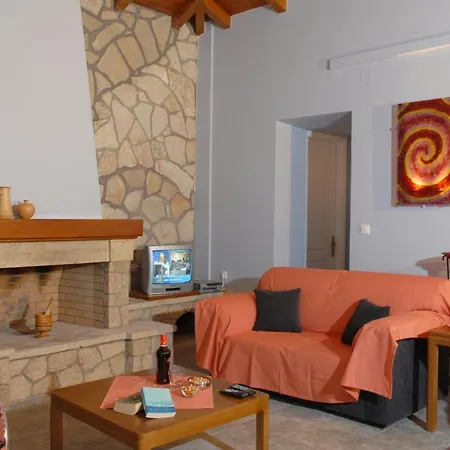 Lefkada By Omikron Selections * Vavkerí