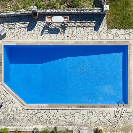 Lefkada By Omikron Selections * Vavkerí