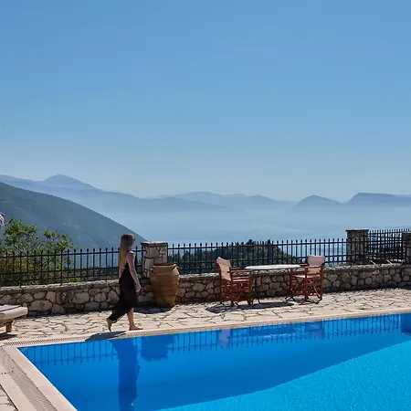 فيلة Lefkada By Omikron Selections *