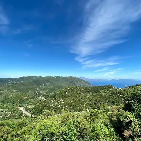 Lefkada By Omikron Selections فيلة Vavkerí