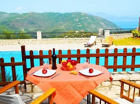 Lefkada By Omikron Selections * Vavkerí