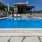 Lefkada By Omikron Selections Villa