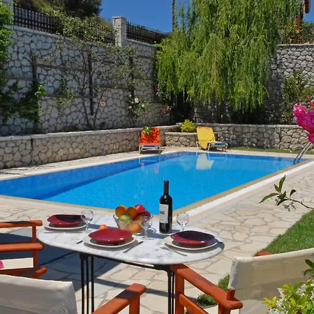 Lefkada By Omikron Selections * Vavkerí