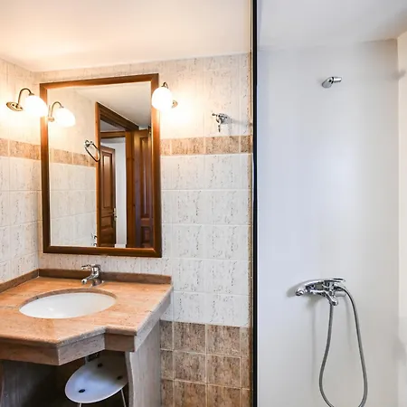 Lefkada By Omikron Selections