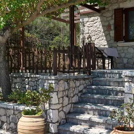 Lefkada By Omikron Selections