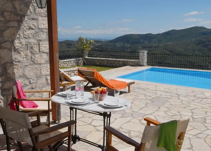 Lefkada By Omikron Selections Vavkerí