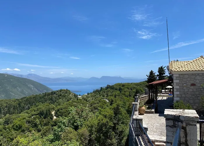 Lefkada By Omikron Selections Vavkerí