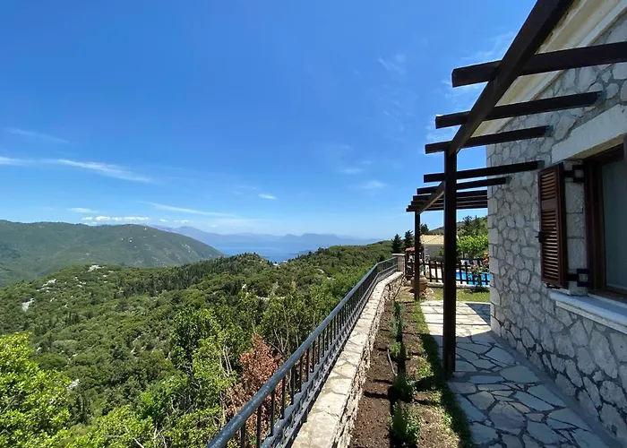 Lefkada By Omikron Selections * Vavkerí