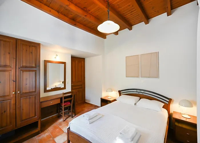 Lefkada By Omikron Selections * Vavkeri