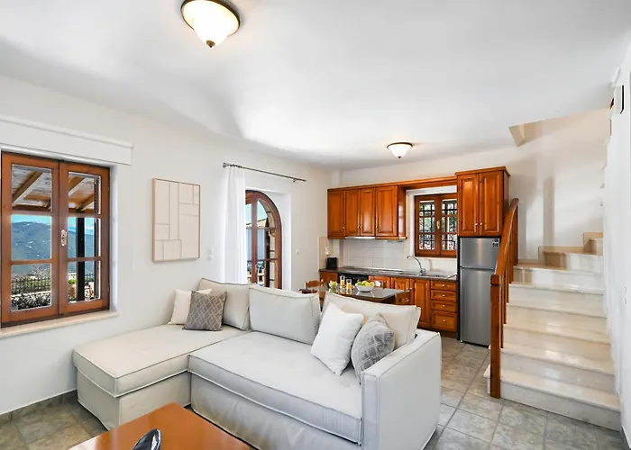 Lefkada By Omikron Selections *